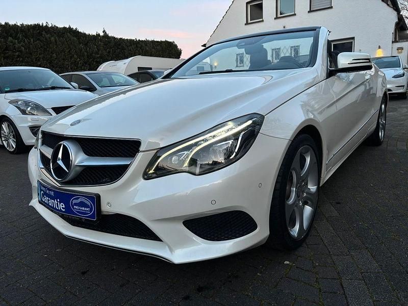 Gebraucht Mercedes E250 Sport Edition 211 PS (155 kW) 2015 Diamant weiss metallic Cabrio