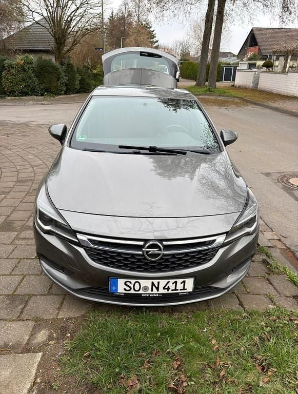 Gebraucht Opel Astra S 105 PS (77 kW) 2019 Grau Limousine