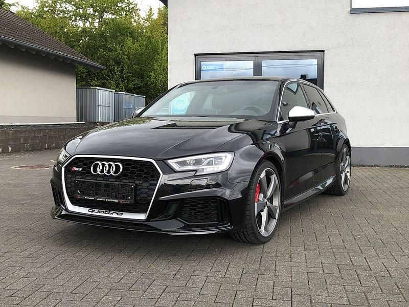 Schwarz Gebraucht 2018 Audi RS3 Sport Limousine | 42.800 € (Guter Preis) - Bild 1/4