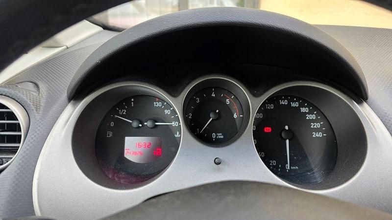 Gebraucht Seat Altea Stylance 140 PS (102 kW) 2004 Rot Van / Kleinbus