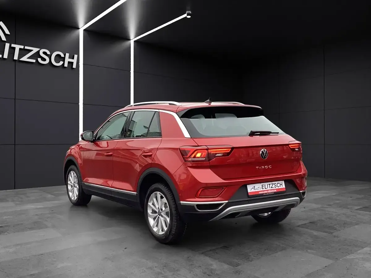 Gebraucht VW T-Roc Style 150 PS (110 kW) 2025 Kings red metallic SUV
