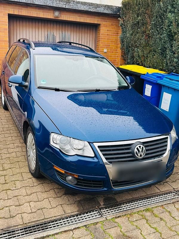Gebraucht VW Passat 105 PS (77 kW) 2007 Blau Kombi