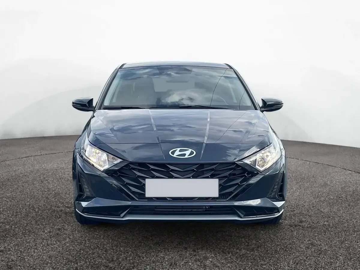 Neu Hyundai i20 90 PS (66 kW) 2026 Lumen grey / mic Kleinwagen