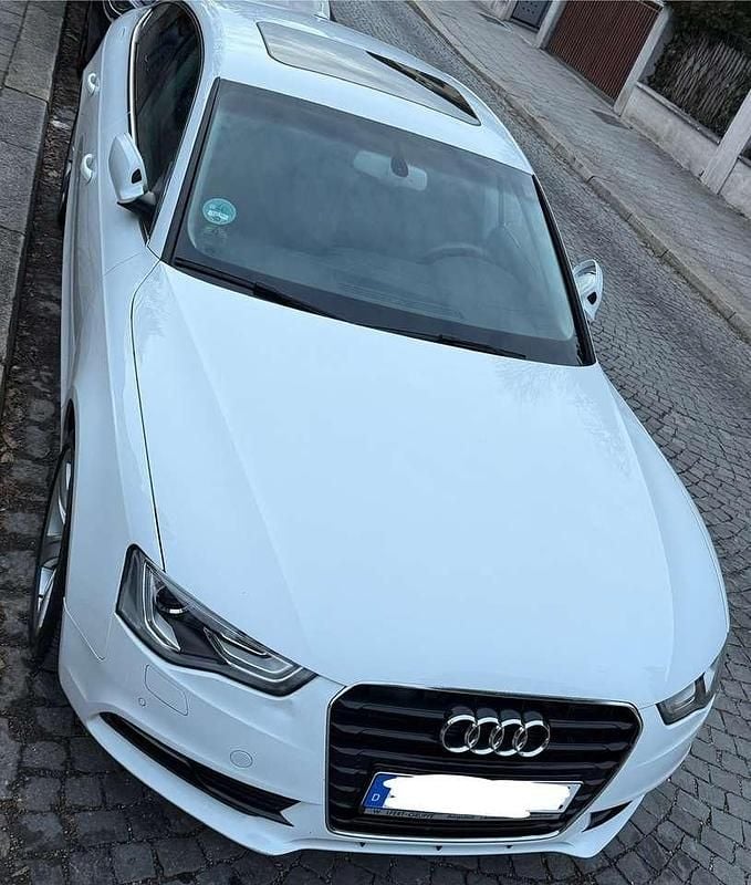 Gebraucht Audi A5 Sport 170 PS (125 kW) 2014 Weiß Limousine