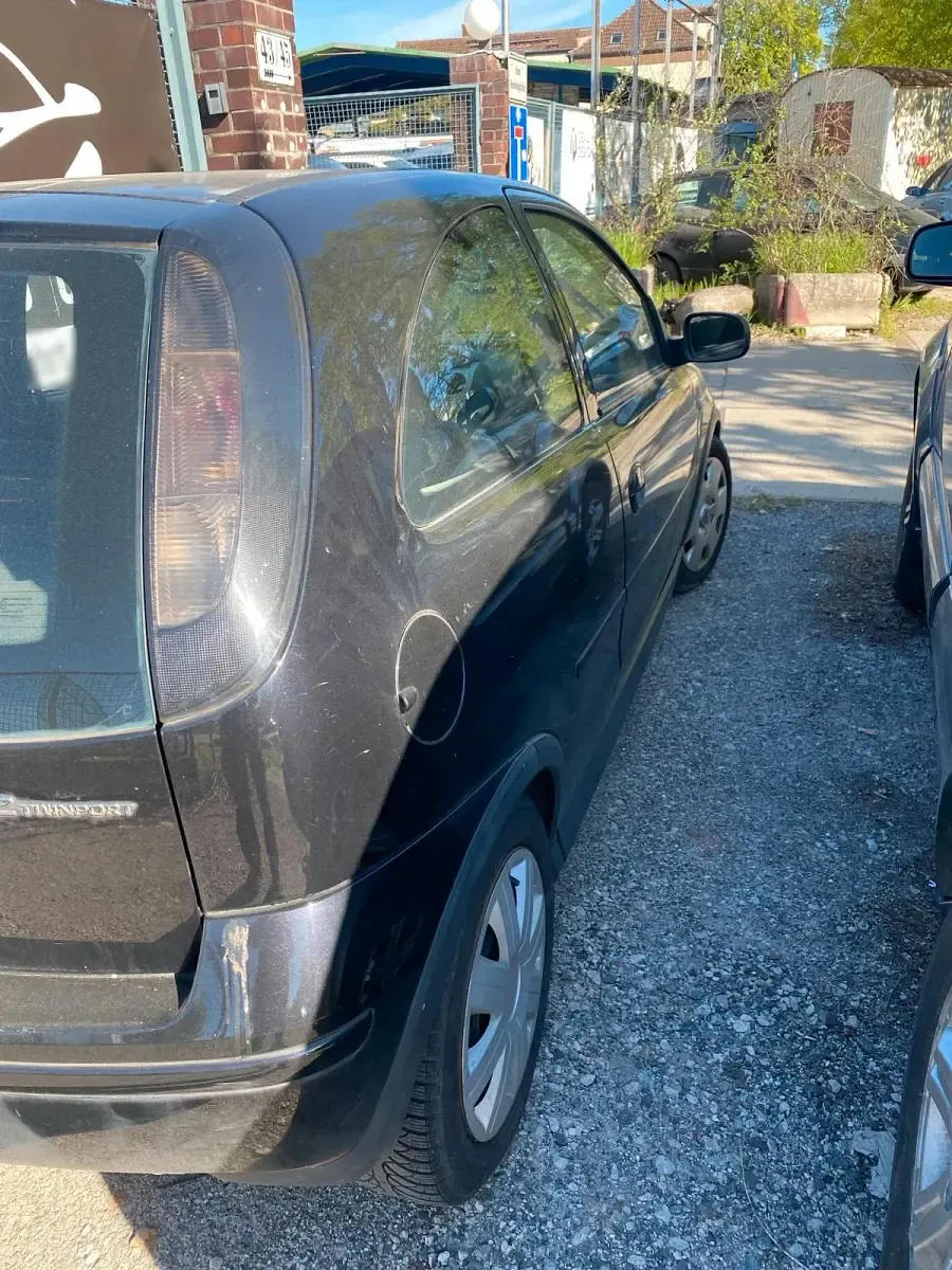 Gebraucht Opel Corsa 81 PS (59 kW) 2005 Schwarz Kleinwagen
