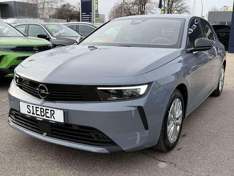 Gebraucht Opel Astra Edition 136 PS (100 kW) 2026 Grafik grau Limousine