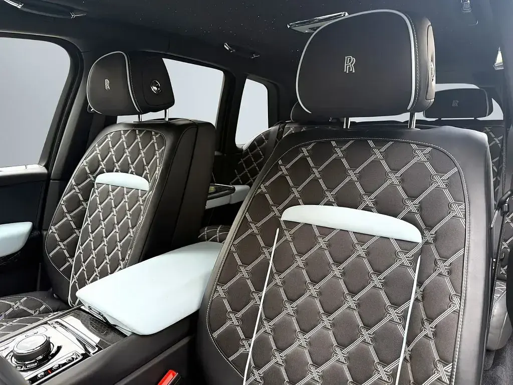 Gebraucht Rolls Royce Cullinan 600 PS (441 kW) 2024 Blau SUV