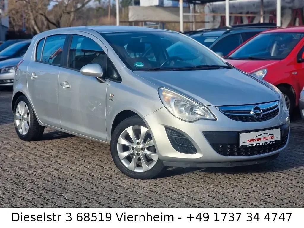 Używany Opel Corsa Active 69 KM (50 kW) 2013 Srebrny Hatchback