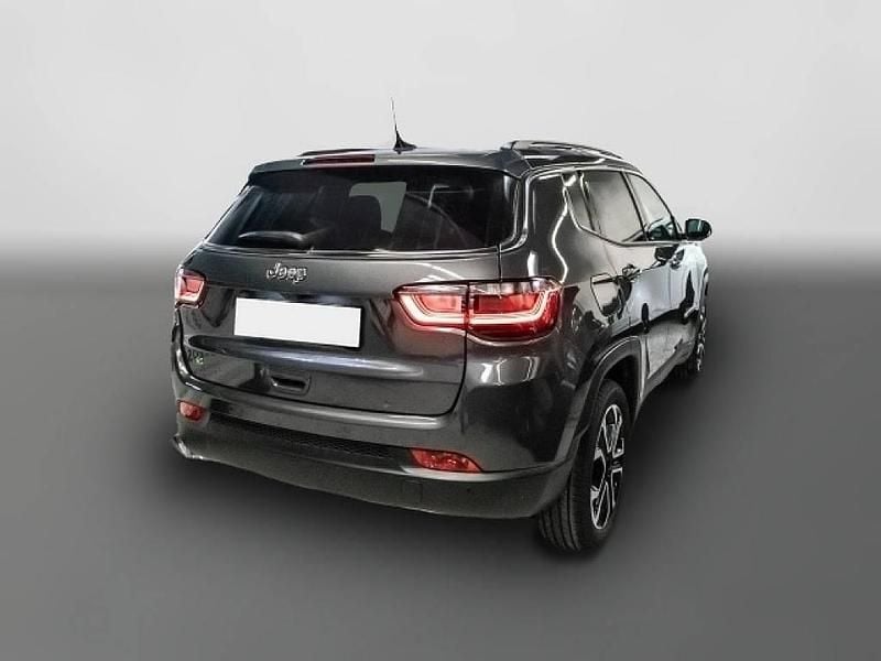 Gebraucht Jeep Compass Limited 131 PS (96 kW) 2023 Grau SUV