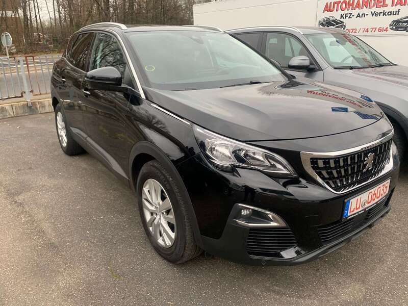 Lackierung schwarz Gebraucht 2018 Peugeot 3008 Business-Line SUV | 14.100 € (Fairer Preis) - Bild 1/4