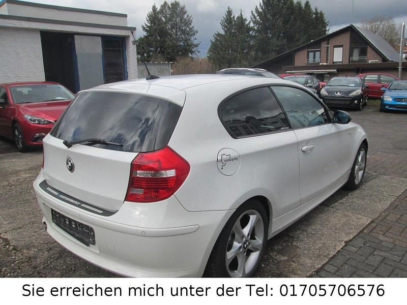 Gebraucht BMW 118 Advantage 143 PS (105 kW) 2009 Weiß Kleinwagen