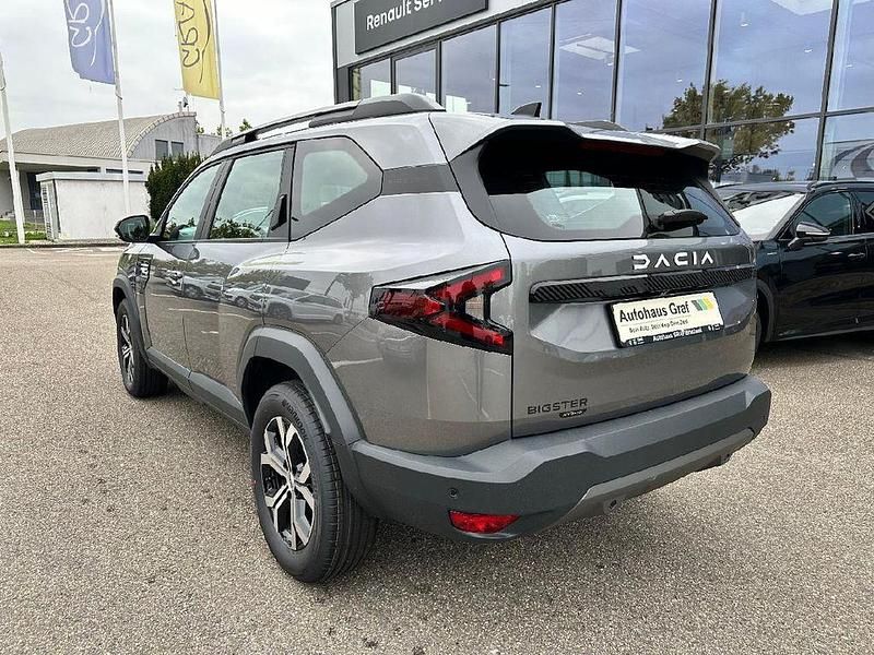 Second-hand Dacia Bigster Expression 156 CP (114 kW) 2025 Gri SUV