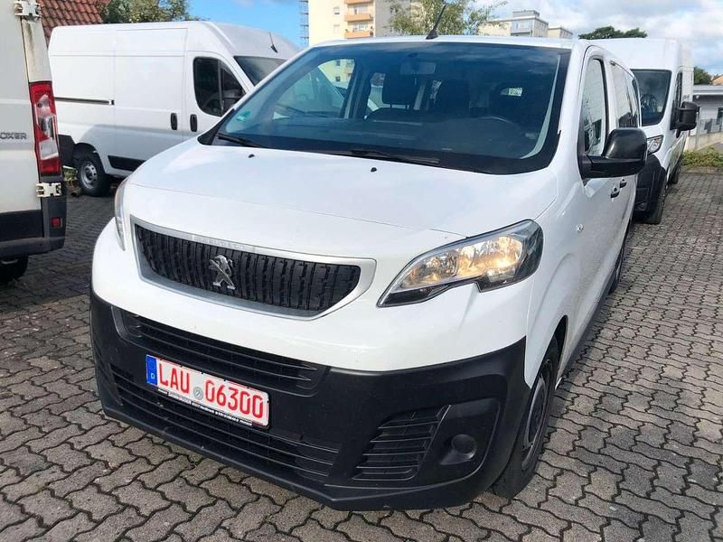Kaolinweiß Gebraucht 2021 Peugeot Traveller Van / Kleinbus | 13.750 € (Superpreis) - Bild 1/4