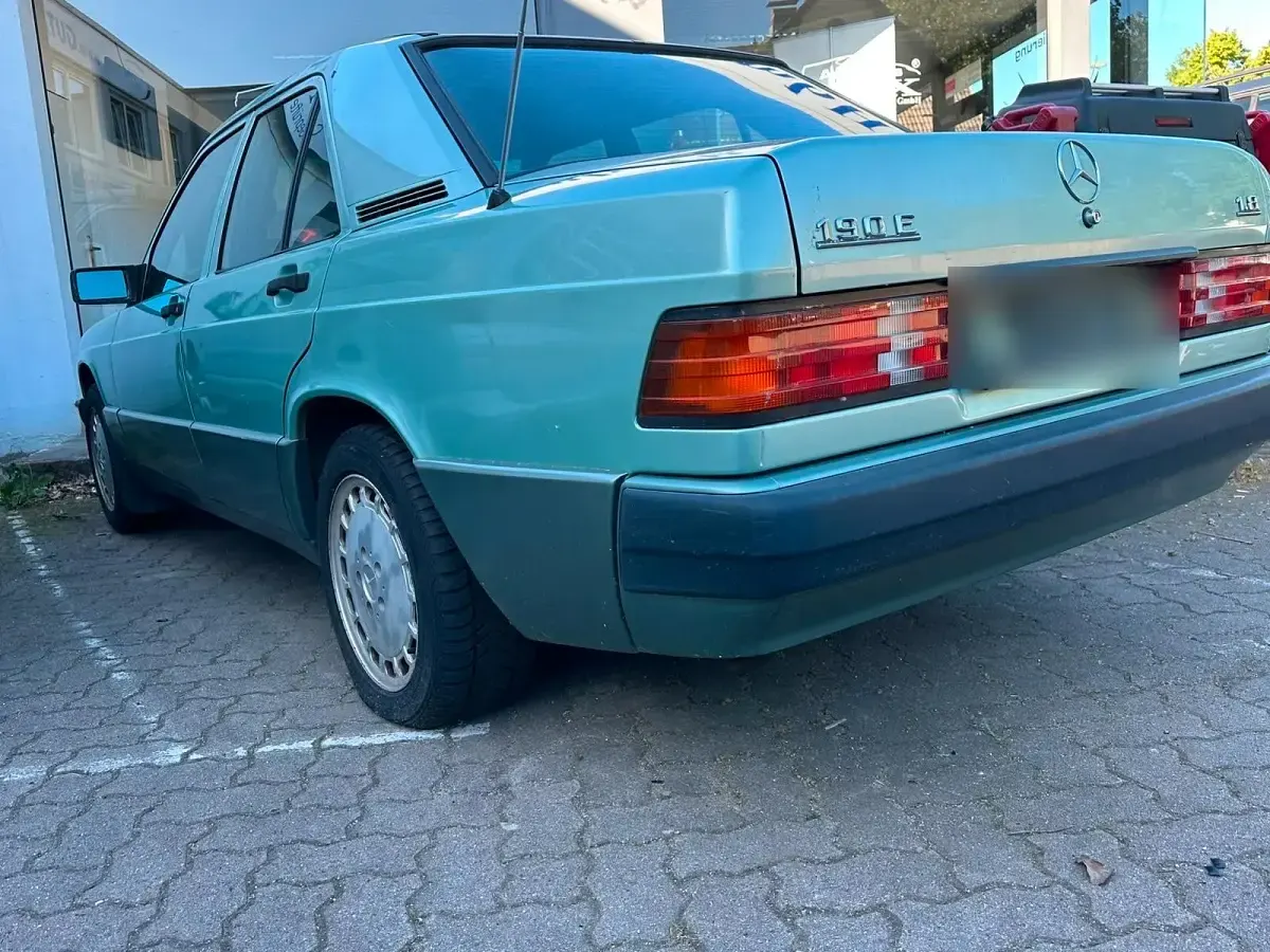 Gebraucht Mercedes 190 1992 Grün Limousine