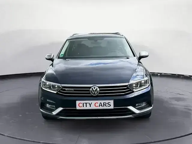 Gebraucht VW Passat Alltrack 190 PS (139 kW) 2016 Blau Kombi