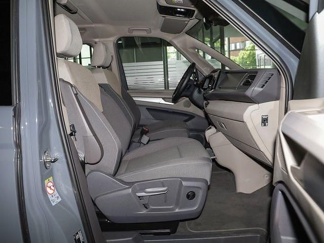 Gebraucht VW Multivan Edition 150 PS (110 kW) 2024 Pure grey/ schwarz Van