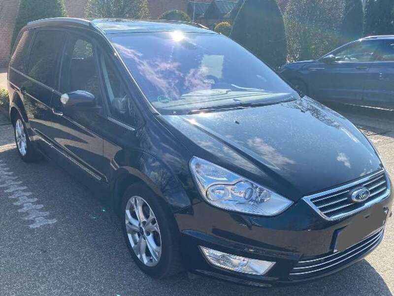 Schwarz Gebraucht 2014 Ford Galaxy Titanium Van / Kleinbus | 8.500 € (Fairer Preis) - Bild 1/4