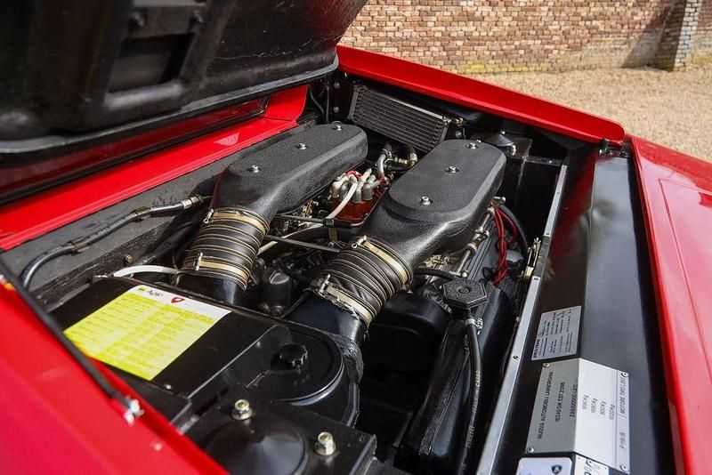 Gebraucht Lamborghini Jalpa 255 PS (187 kW) 1987 Rot Cabrio
