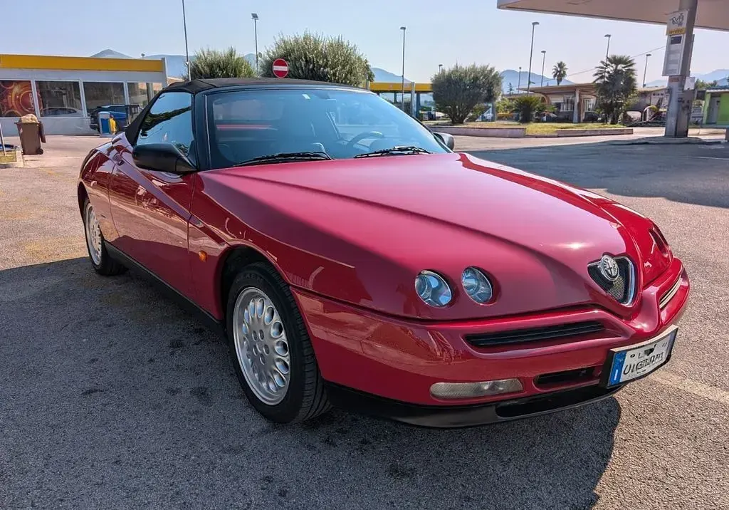 Gebraucht Alfa Romeo Spider 192 PS (141 kW) 1996 Rot Cabrio