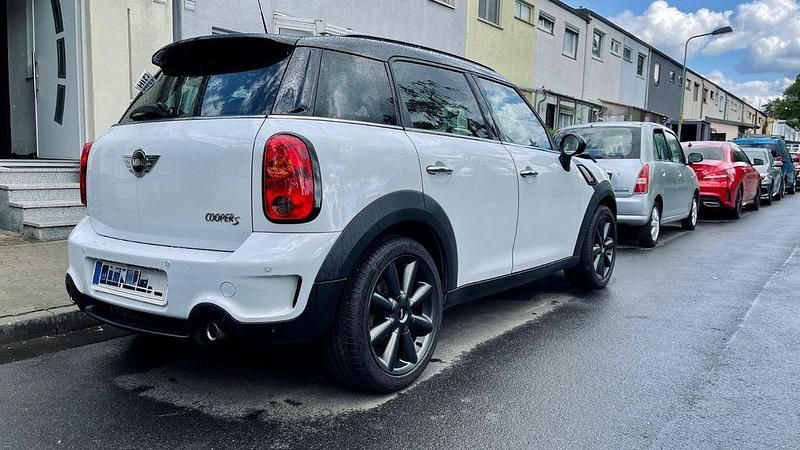 Weiß Gebraucht 2010 Mini Cooper S Countryman SUV | 9.699 € (Teuer) - Bild 1/4