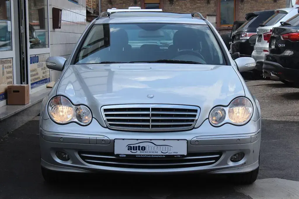 Gebraucht Mercedes C180 Elegance 143 PS (105 kW) 2007 Silber Limousine