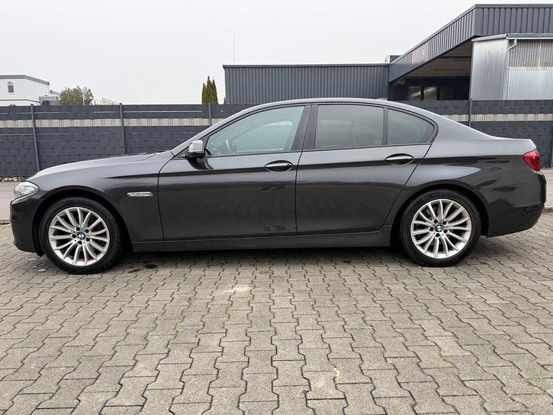 Gebraucht BMW 520 Luxury Line 184 PS (135 kW) 2014 Grau Limousine