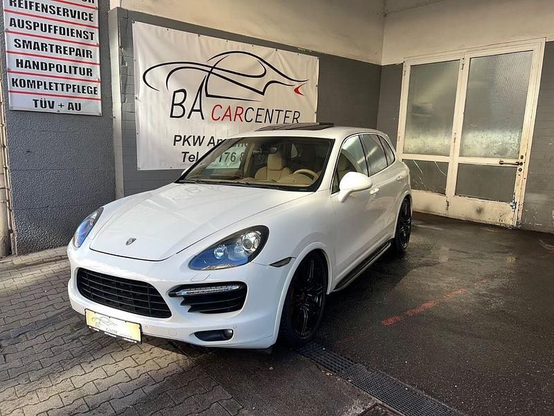 Gebraucht Porsche Cayenne Turbo 500 PS (367 kW) 2011 Weiß SUV