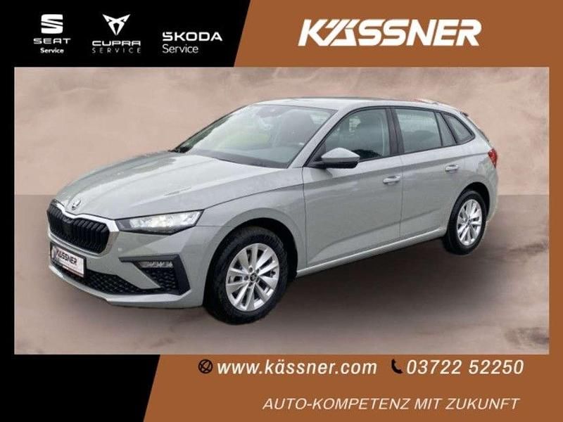 Grau Neu 2025 Skoda Scala Selection Kleinwagen | 25.490 € (Fairer Preis) - Bild 1/2