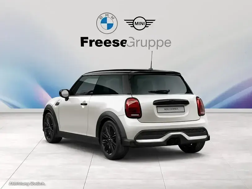 Używany Mini Cooper S 178 KM (130 kW) 2024 Biały Hatchback