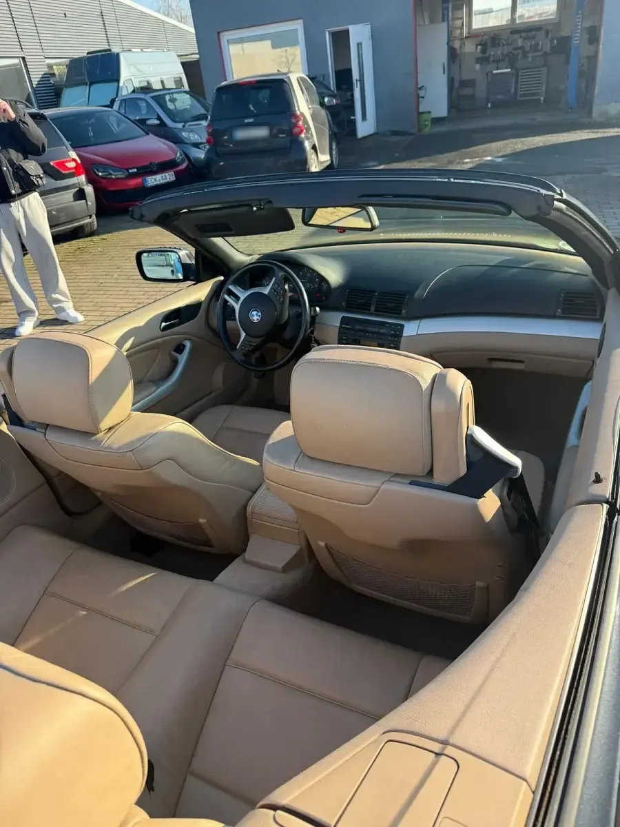 Gebraucht BMW 318 143 PS (105 kW) 2002 Schwarz Cabrio