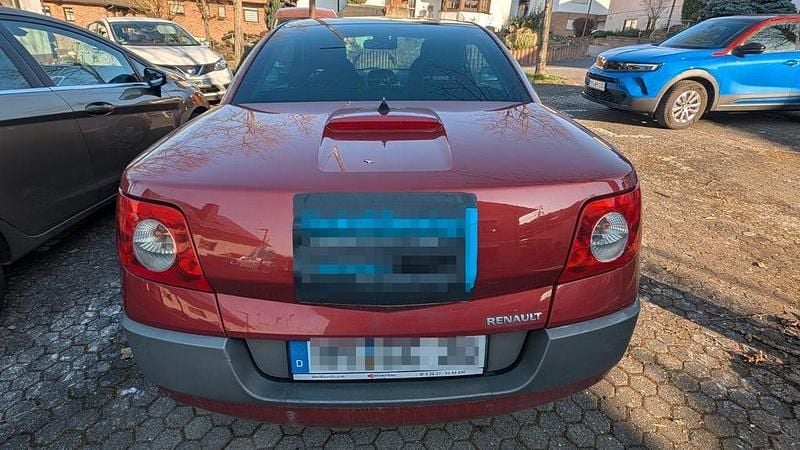 Gebraucht Renault Mégane Cabriolet Dynamique 135 PS (99 kW) 2007 Rot Cabrio