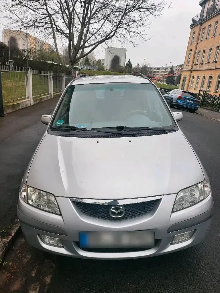 Usata Mazda Premacy 101 CV (74 kW) 2000 Argento Monovolume