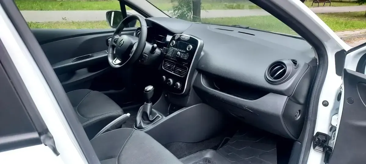 Gebraucht Renault Clio IV Life 75 PS (55 kW) 2019 Weiß Limousine