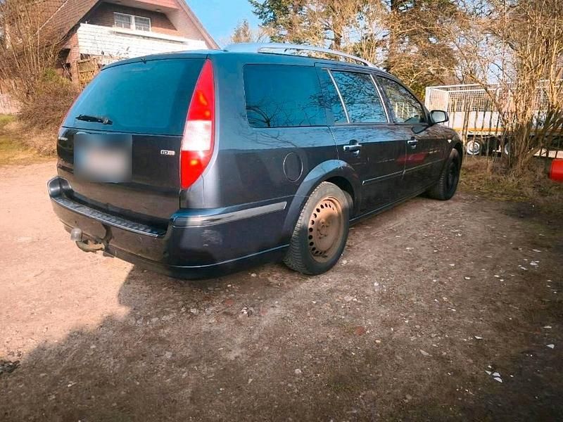 Gebraucht Ford Mondeo 155 PS (114 kW) 2007 Schwarz Kombi