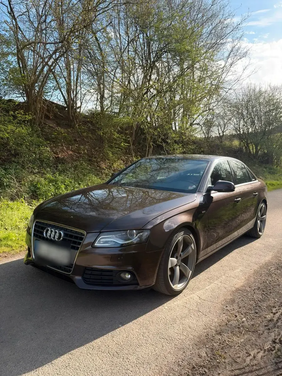Gebraucht Audi A4 S-Line 160 PS (117 kW) 2011 Braun Limousine