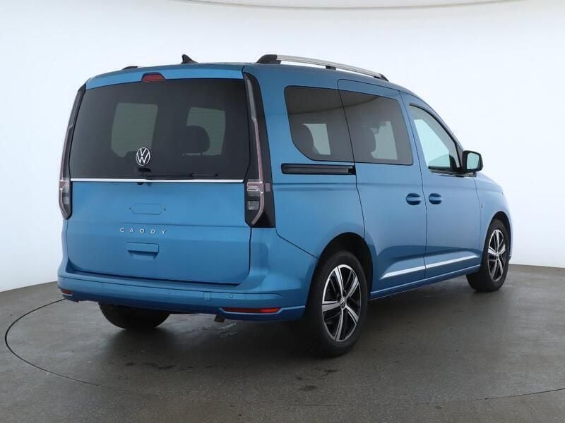 Gebraucht VW Caddy Style 122 PS (89 kW) 2023 Costa azul metallic Van / Kleinbus