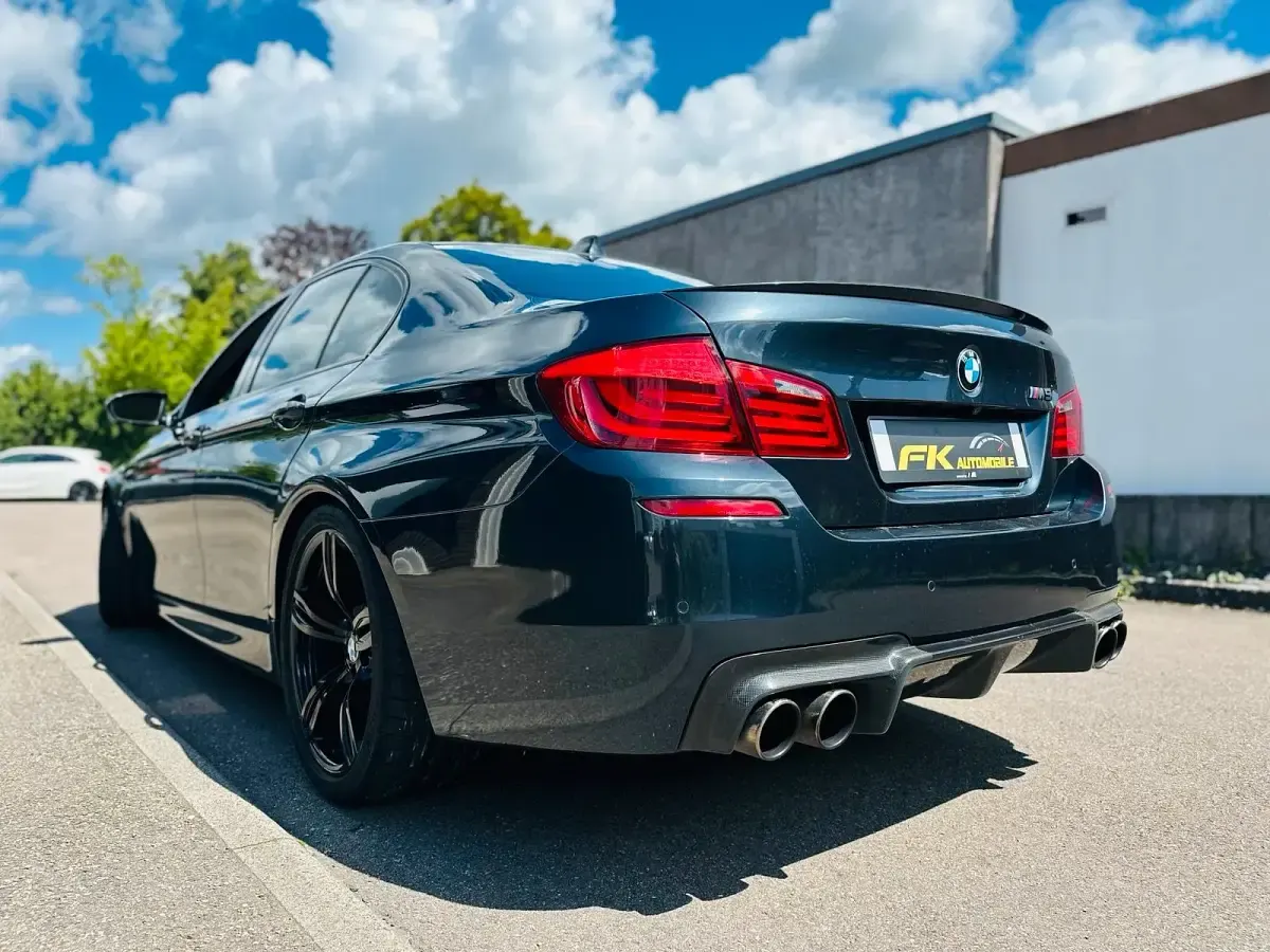 Gebraucht BMW M5 Shadowline 720 PS (529 kW) 2012 Grau Limousine