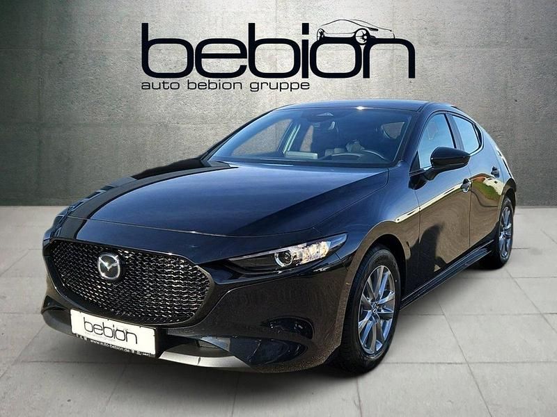 Jet black Neu 2025 Mazda 3 Prime-Line Limousine | 27.390 € - Bild 1/4