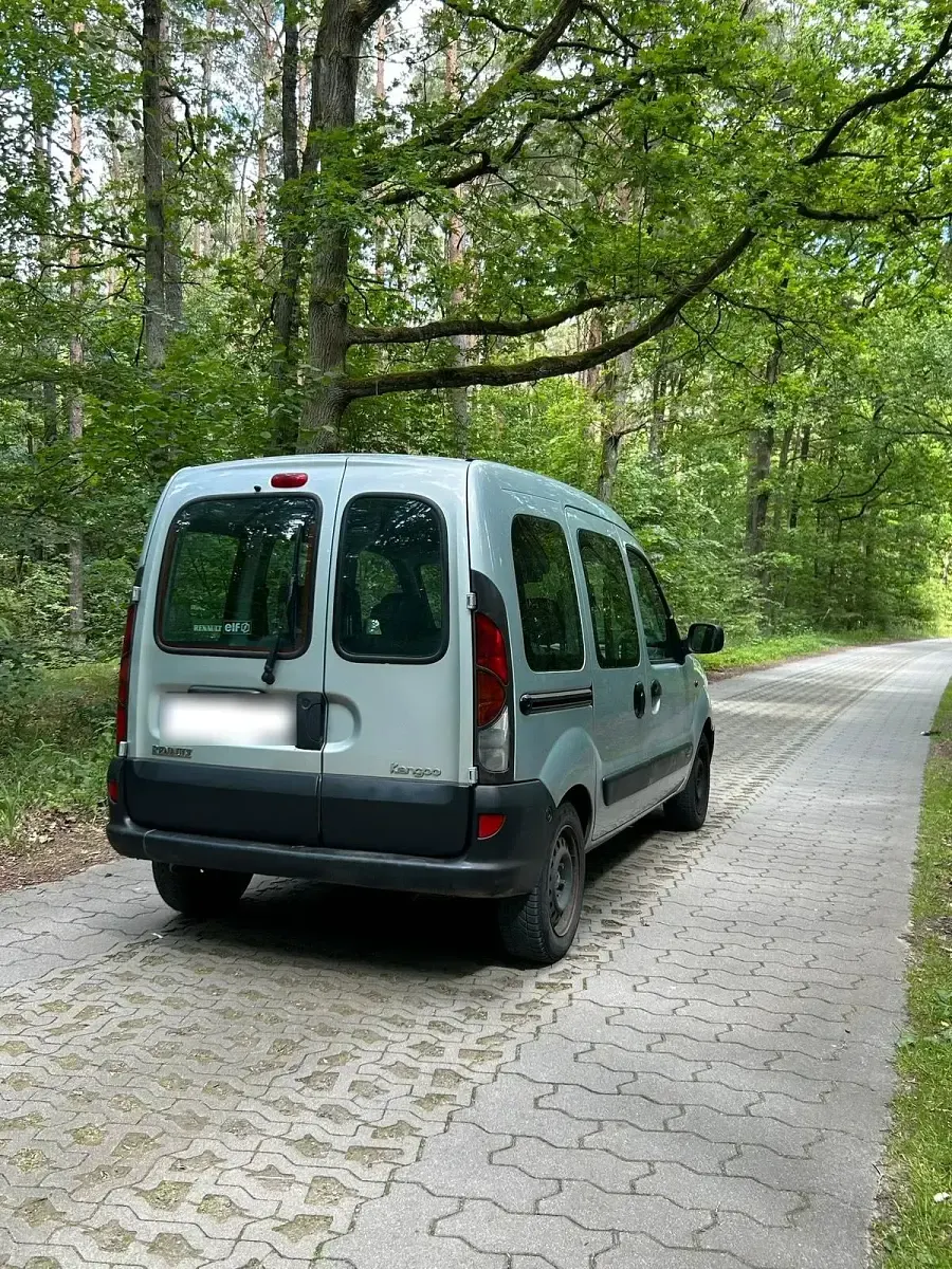 Gebraucht Renault Kangoo 75 PS (55 kW) 2002 Silber Van / Kleinbus