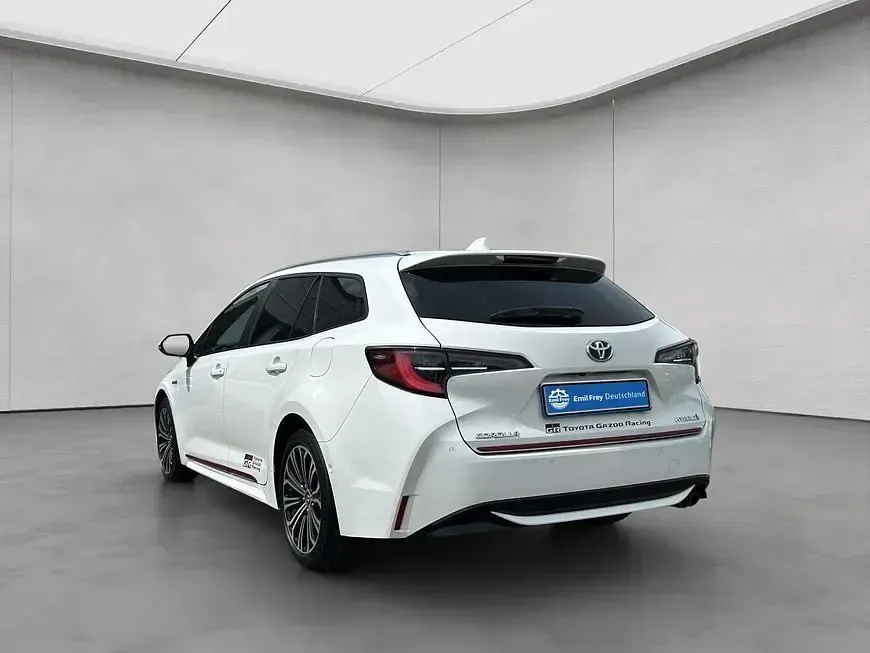 Gebraucht Toyota Corolla Team 184 PS (135 kW) 2019 Weiß Kombi