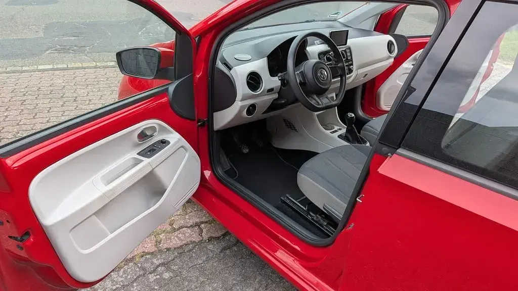 Gebraucht VW up! 60 PS (44 kW) 2014 Rot Kleinwagen
