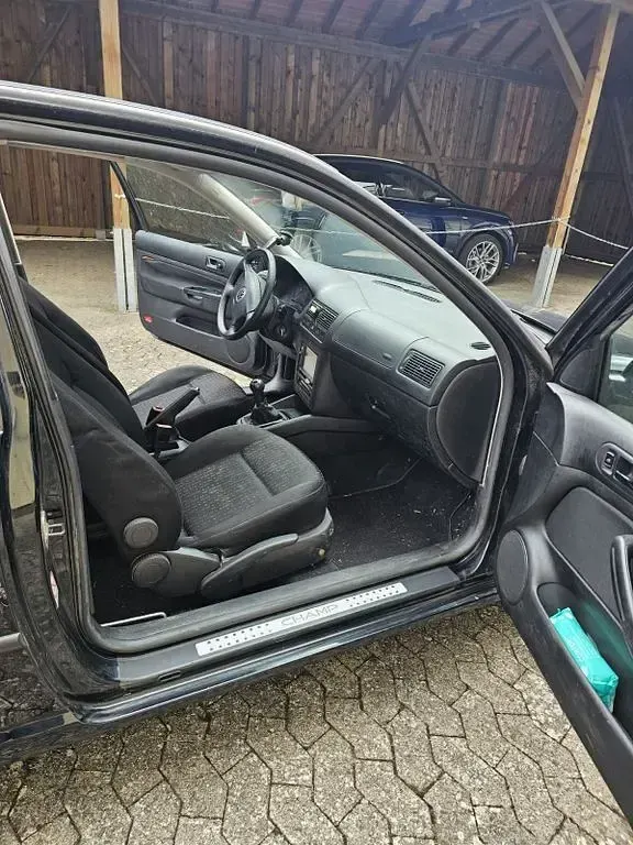 Gebraucht VW Golf IV 75 PS (55 kW) 2002 Schwarz Limousine