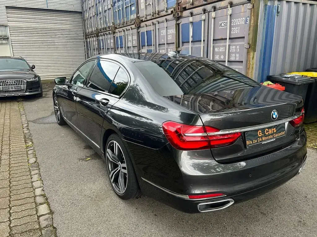 Gebraucht BMW 730 M Sport 265 PS (194 kW) 2018 Grau Limousine