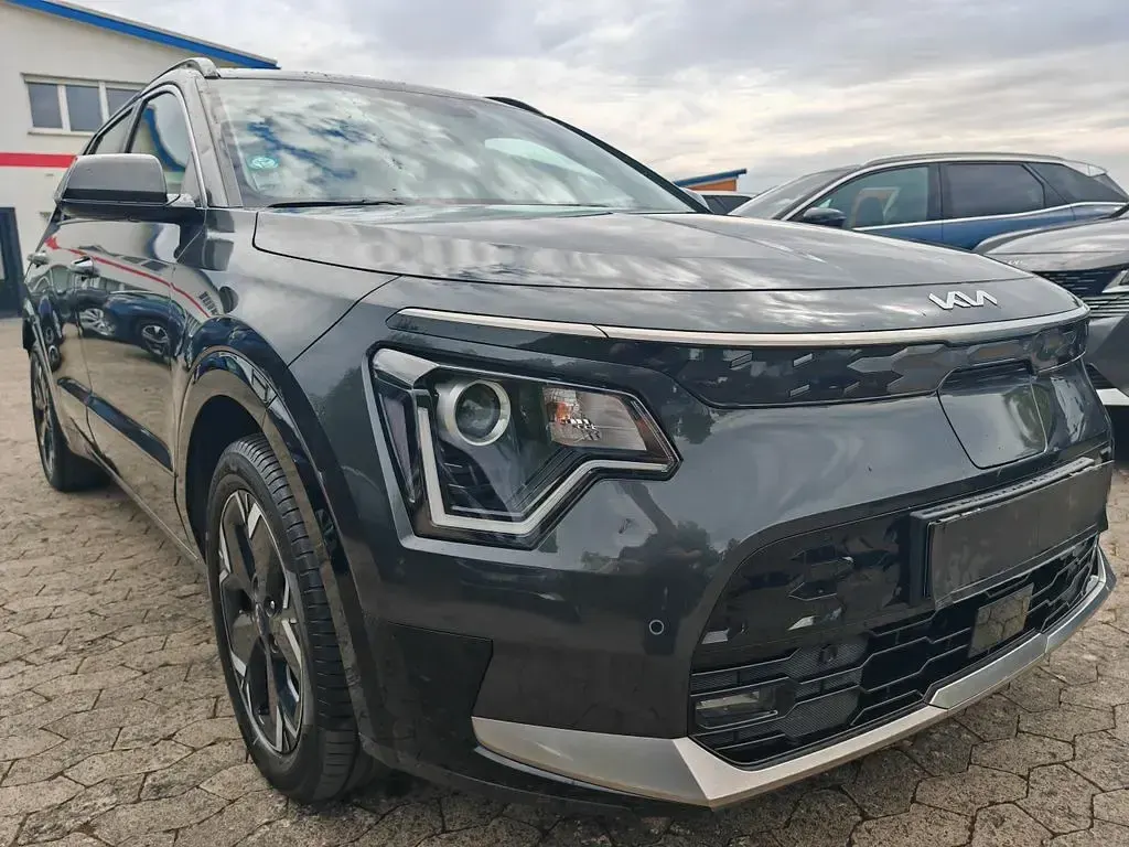 Gebraucht Kia e-Niro 150 kW (204 PS) 2023 Grau SUV