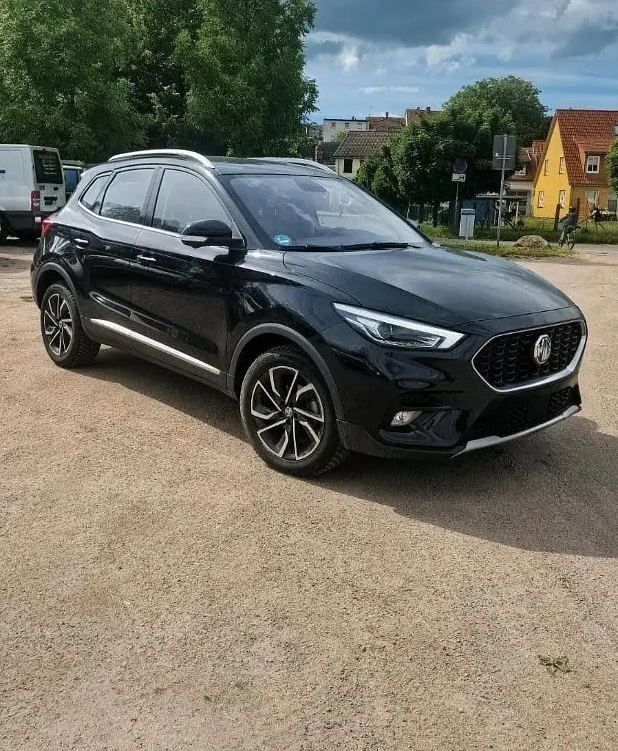 Gebraucht MG ZS Luxury 111 PS (81 kW) 2023 Schwarz SUV