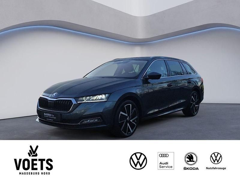 Grau Gebraucht 2021 Skoda Octavia First Edition Kombi | 23.970 € (Fairer Preis) - Bild 1/4