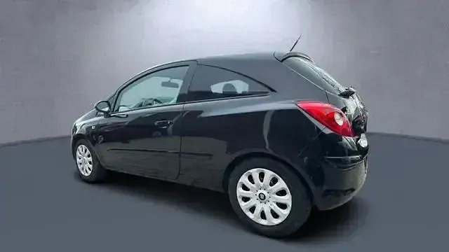 Używany Opel Corsa Catch Me 80 KM (58 kW) 2007 Czarny Hatchback