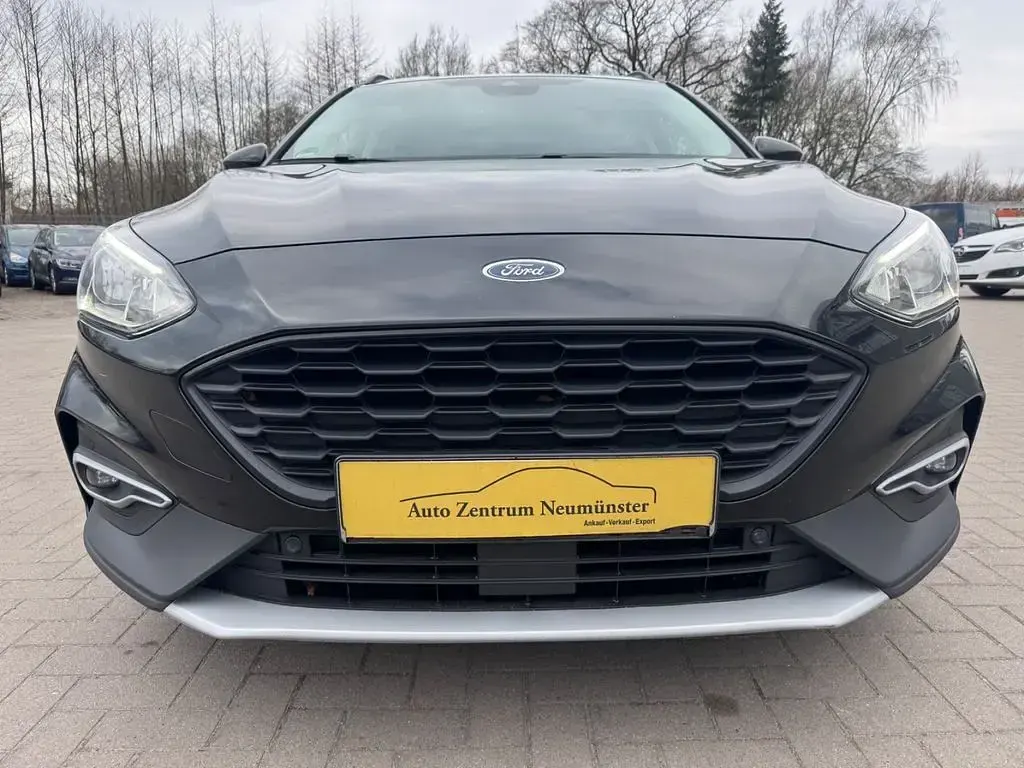 Gebraucht Ford Focus Active 150 PS (110 kW) 2019 Schwarz Limousine