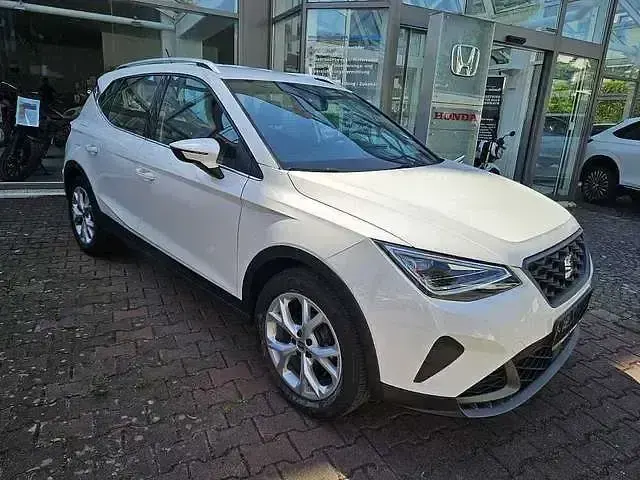 Gebraucht Seat Arona FR 110 PS (80 kW) 2023 Candy weiß SUV