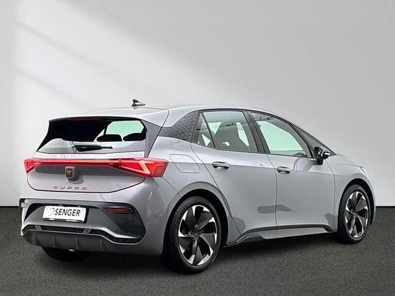 Gebraucht Cupra Born e-Boost 169 kW (231 PS) 2024 Vaporgrau Kleinwagen
